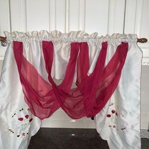 Pair of Window Swag RT Designer Collection Rod pocket